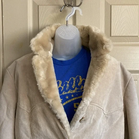 EUC Vintage Guess tan suede jacket 🧥 with plush warm lining Large - Picture 6 of 9